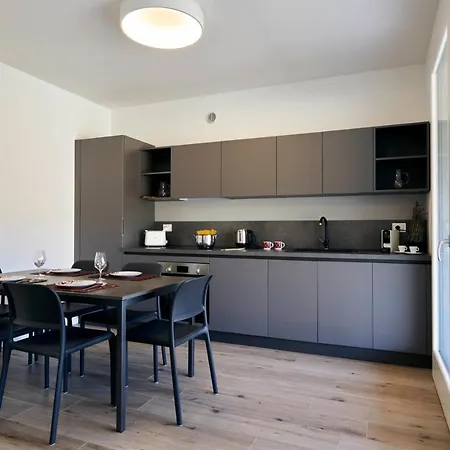 Apartmentsgarda - Garda31 * Garda (Verona)