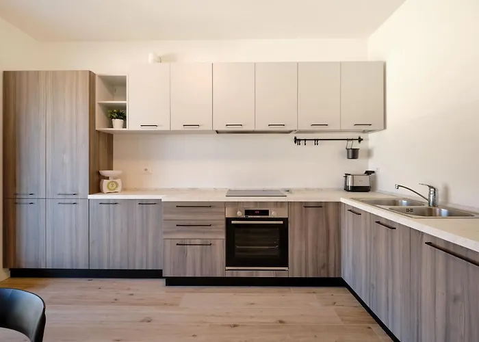 Apartmentsgarda - Garda31 * גארדה